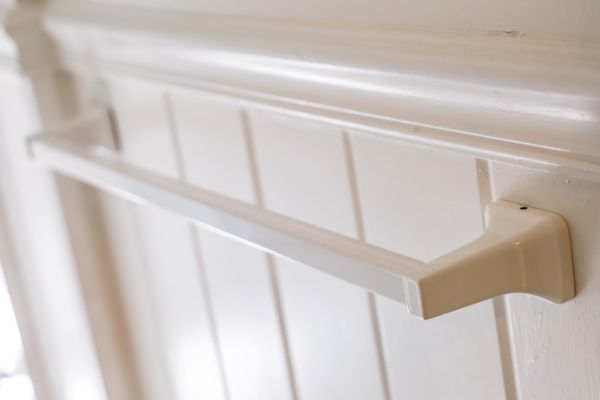 Cost of Towel Bar Installation in Rockwall